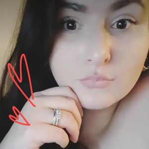 Meet your Posher, Cassandra